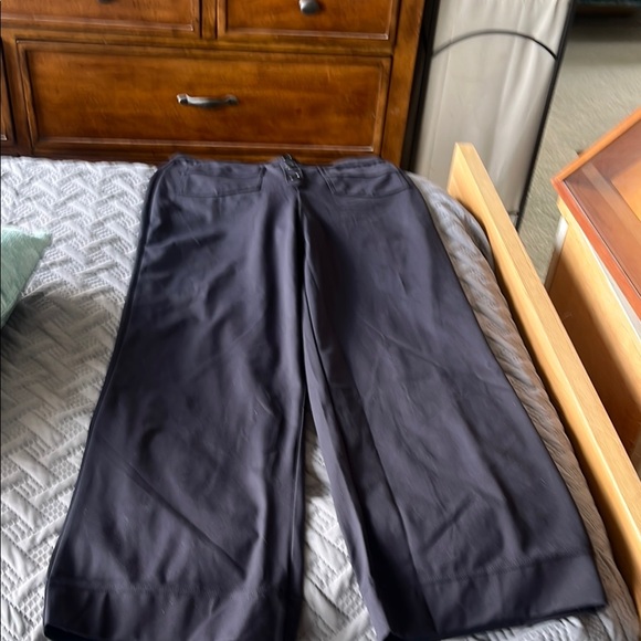 Stylish Black Button-Up Pants - Picture 5 of 5